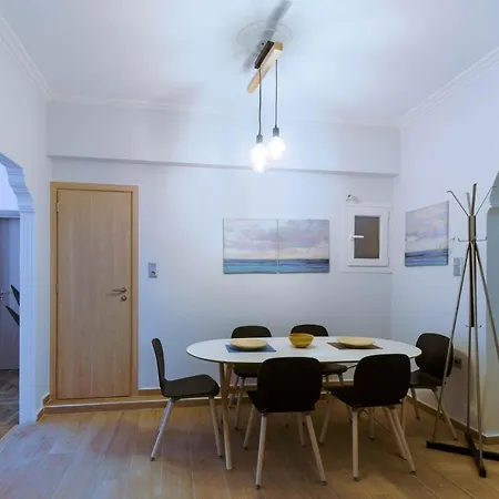 Apartment Adorable 2 Bedroom Close To Ancient Center *