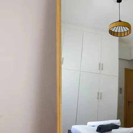Adorable 2 Bedroom Close To Ancient Center Apartment