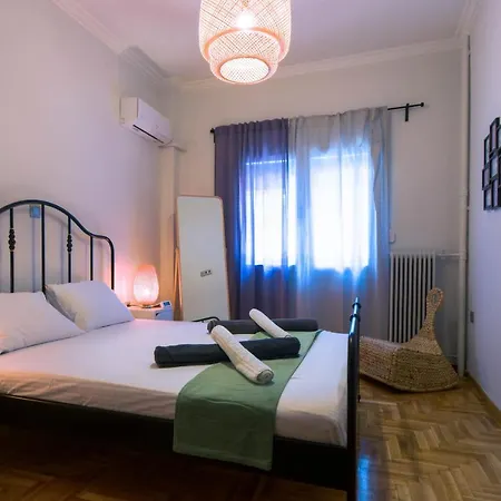 Apartment Adorable 2 Bedroom Close To Ancient Center *