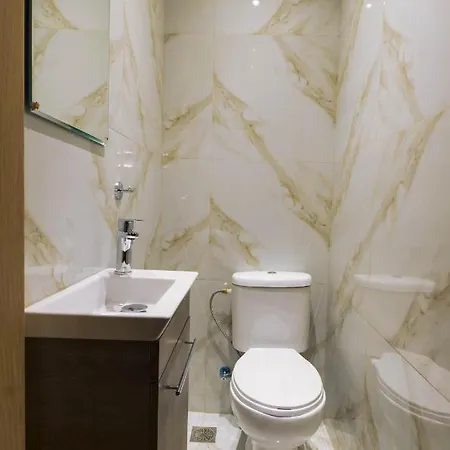 Adorable 2 Bedroom Close To Ancient Center Apartment Athens